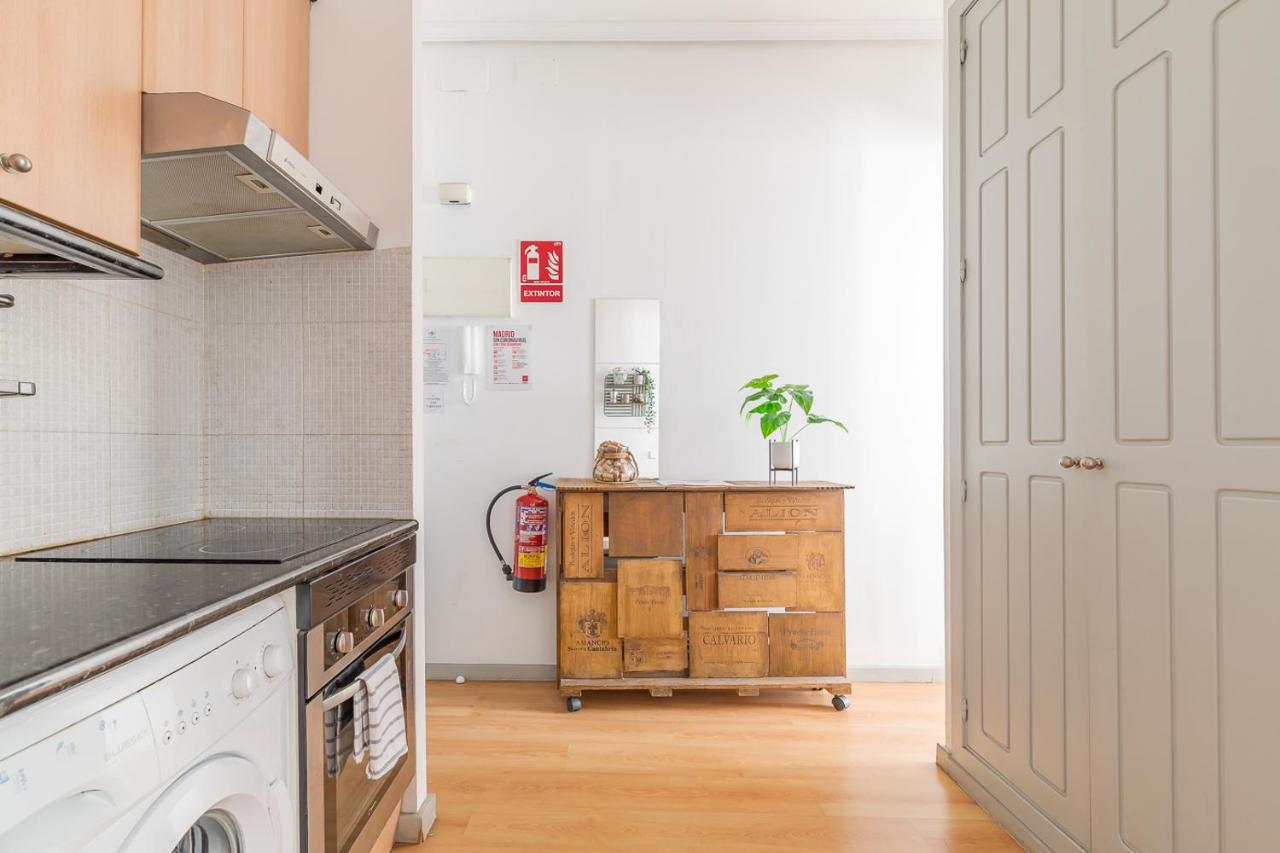 Apartamentos Fucar มาดริด ภายนอก รูปภาพ