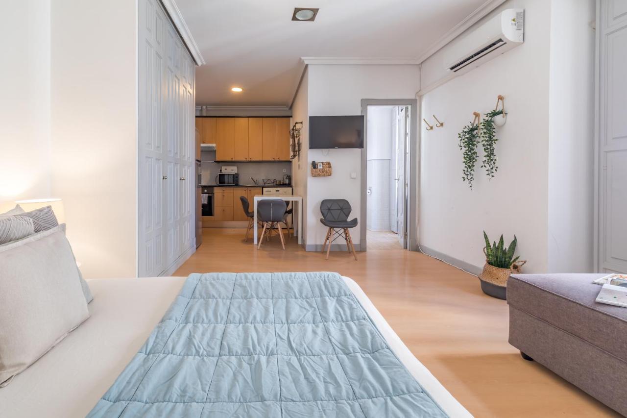 Apartamentos Fucar มาดริด ภายนอก รูปภาพ